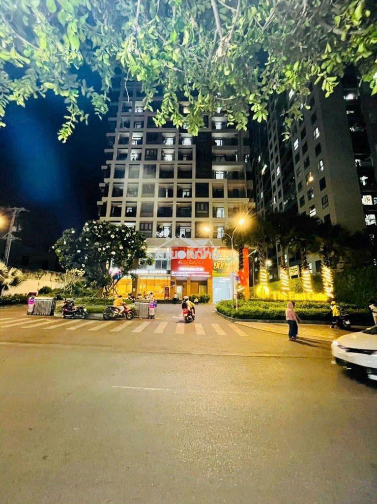 Căn hộ the eastgate - căn góc 41m2 view hồ bơi  giá 1ty8, hồ chí minh
