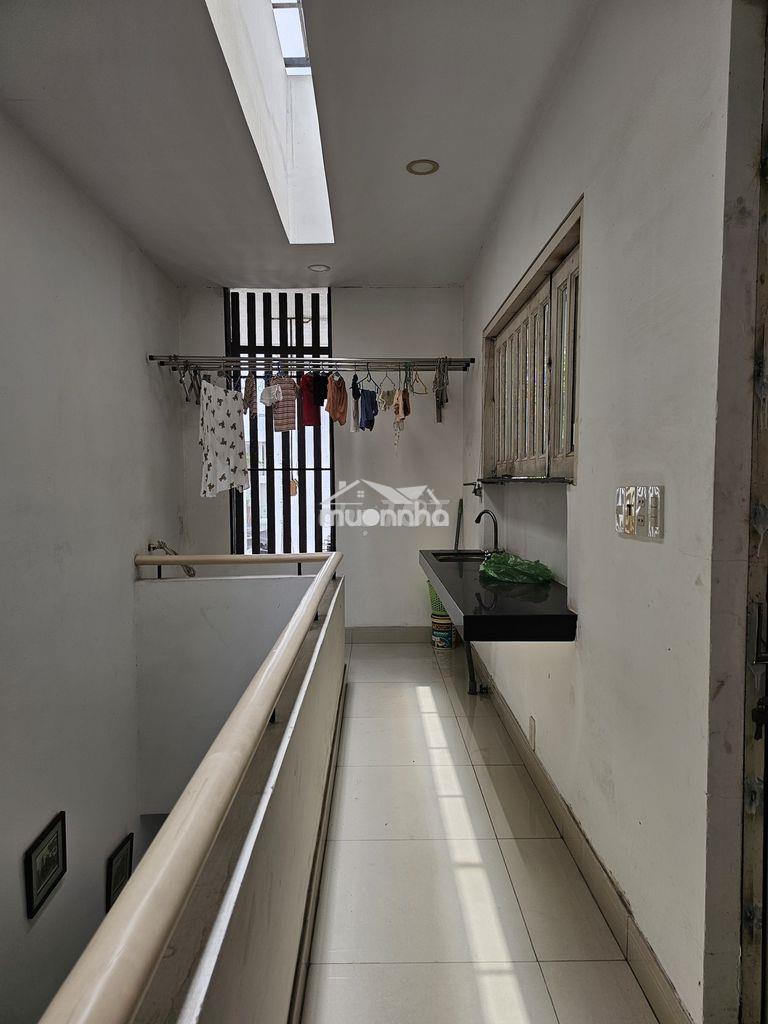 Cần bán nhà nguyên căn giá rẻ khu nam hùng vương, an lạc bình tân