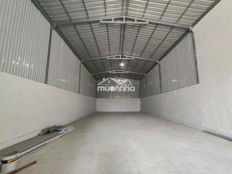 Cho thuê kho 300m2 đường huỳnh văn luỹ phú tân