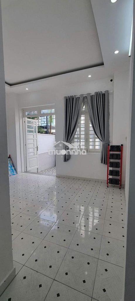 👉Nhà 4pn, sân rộng- võ văn ngân- sát ngã tư thủ đức, hẻm oto, sơn mới