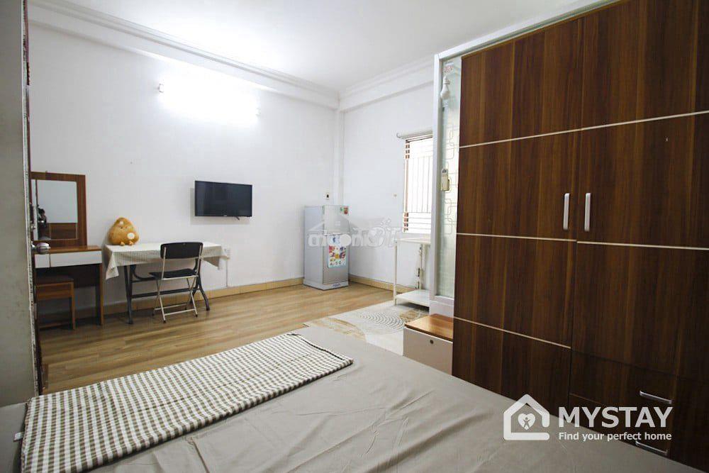 Khu trung sơn - lotte quận 7 - sàn gỗ phòng thoáng mát đủ nội thất - 2
