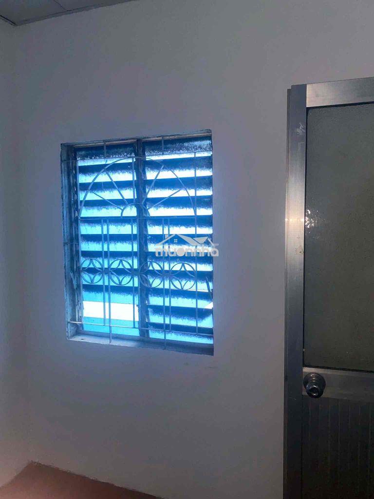 Nhà ngã tư bình thái 2pn 1wc gia 3tr