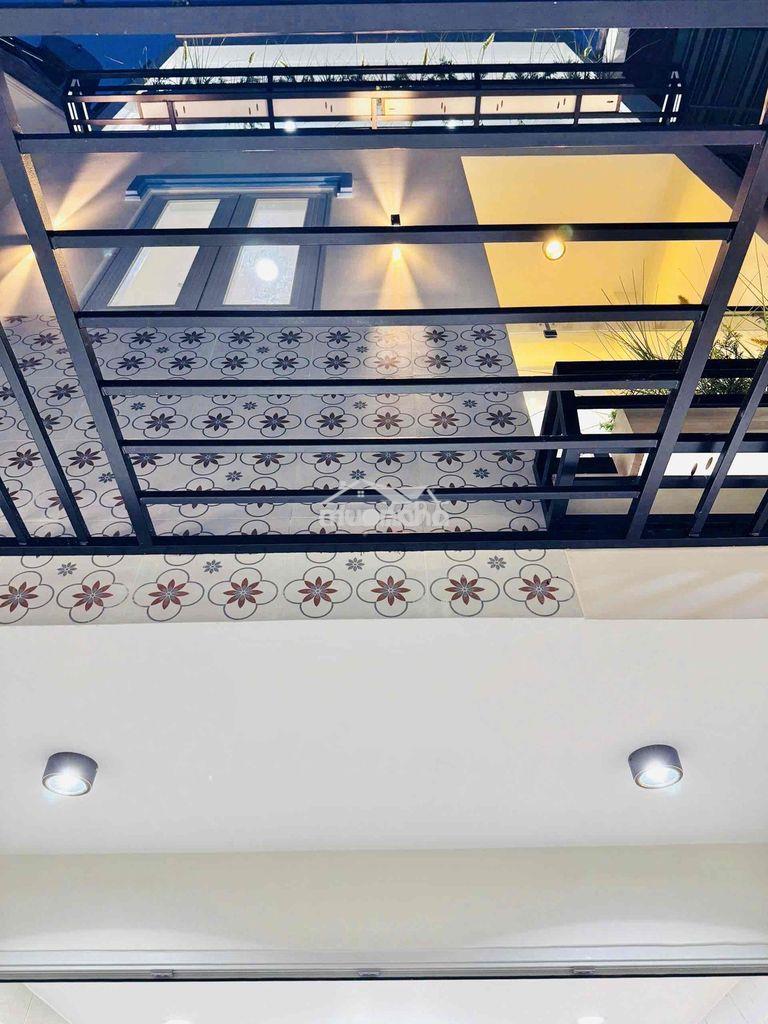 Nha chinh chu 3 tầng sổ hong rieng - 2