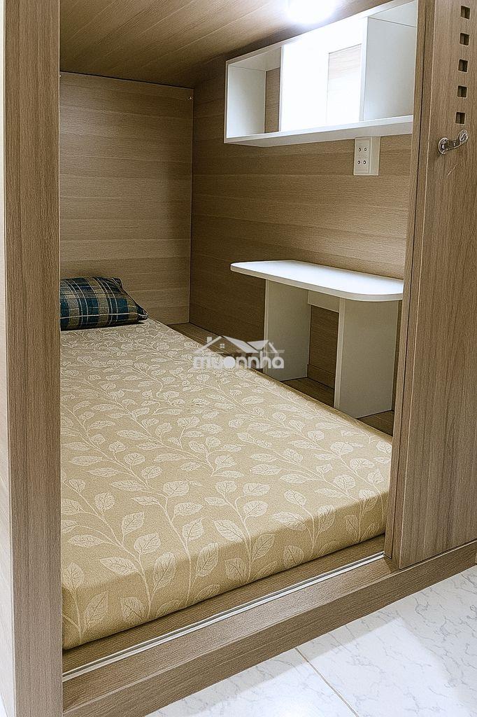 Sleepbox cửa khóa ngay cầu bông, chợ tân định,...