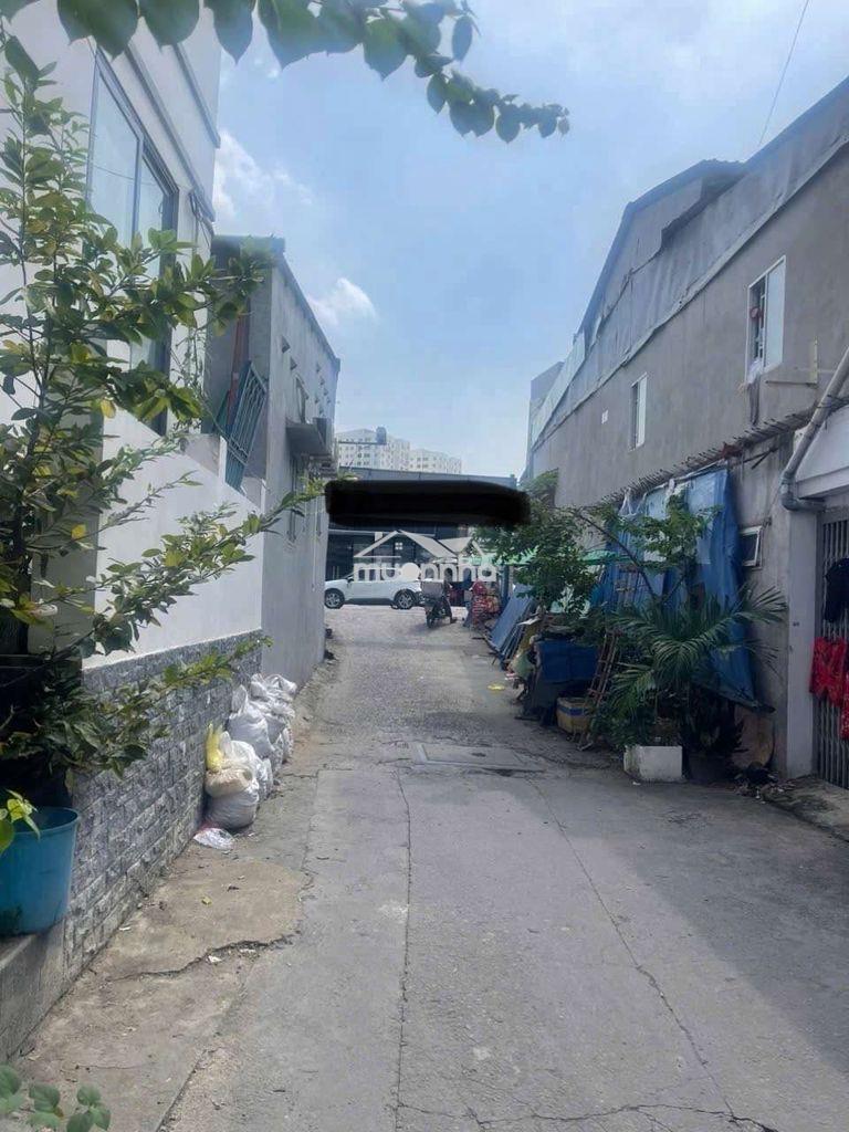 Cho thục nhà 100m2 có 3 phòng đang cho thuê 10tr/thang