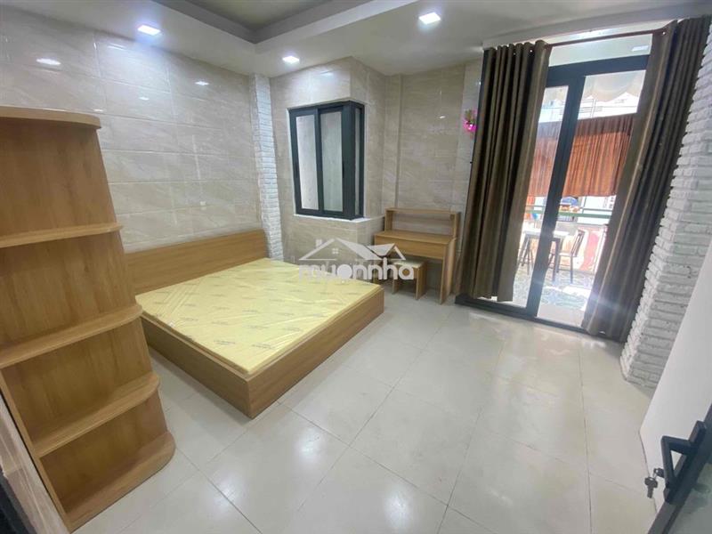 Nhà 6 phong 6wc
