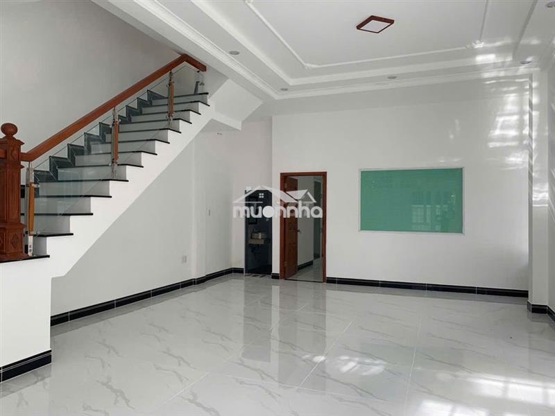 Cho thuê nhà the seasons đường chính n2 17 25tr/ tháng. dt 6x20 1t 3l