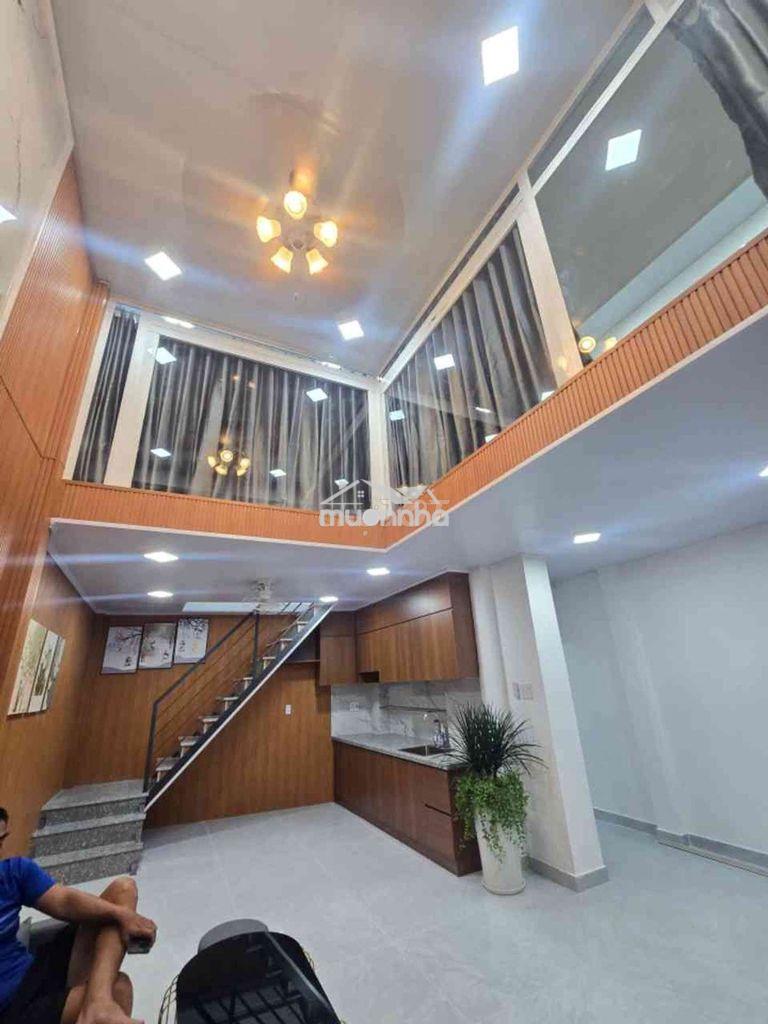 Bán nhà ngang 5 m cưcn hiếm sát  lũy bán bích giá nhỉnh 4 tỷ