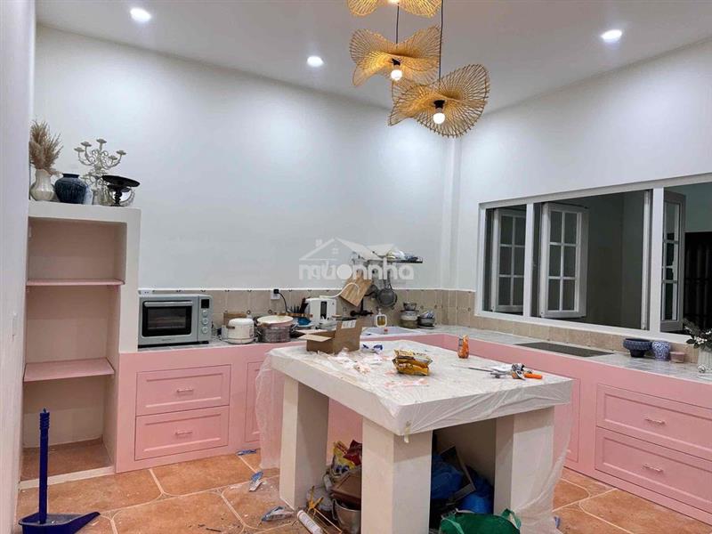 Bán nhà vườn phong cách country house