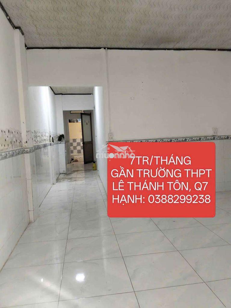 Nhà cấp4,100m2, 2pn, sân rộng, gần trường lê thánh tôn, đẹp và  thoáng