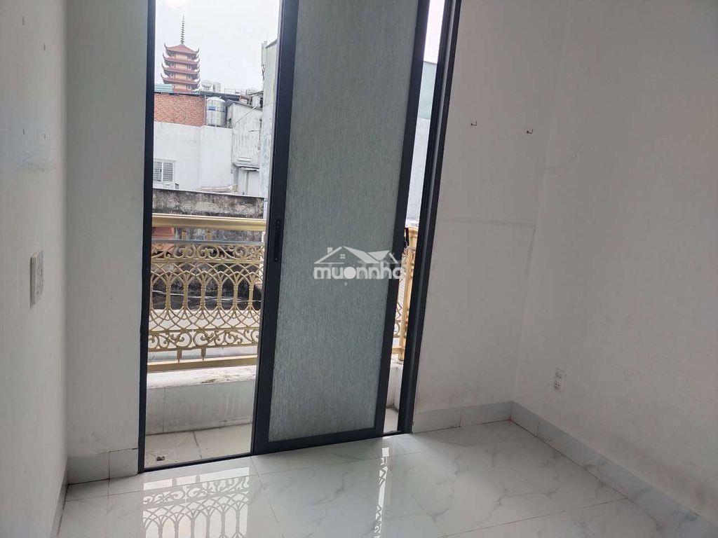 Nhà 3 tầng có ban công thoáng mát - hẻm 750 điện biện phủ - 4