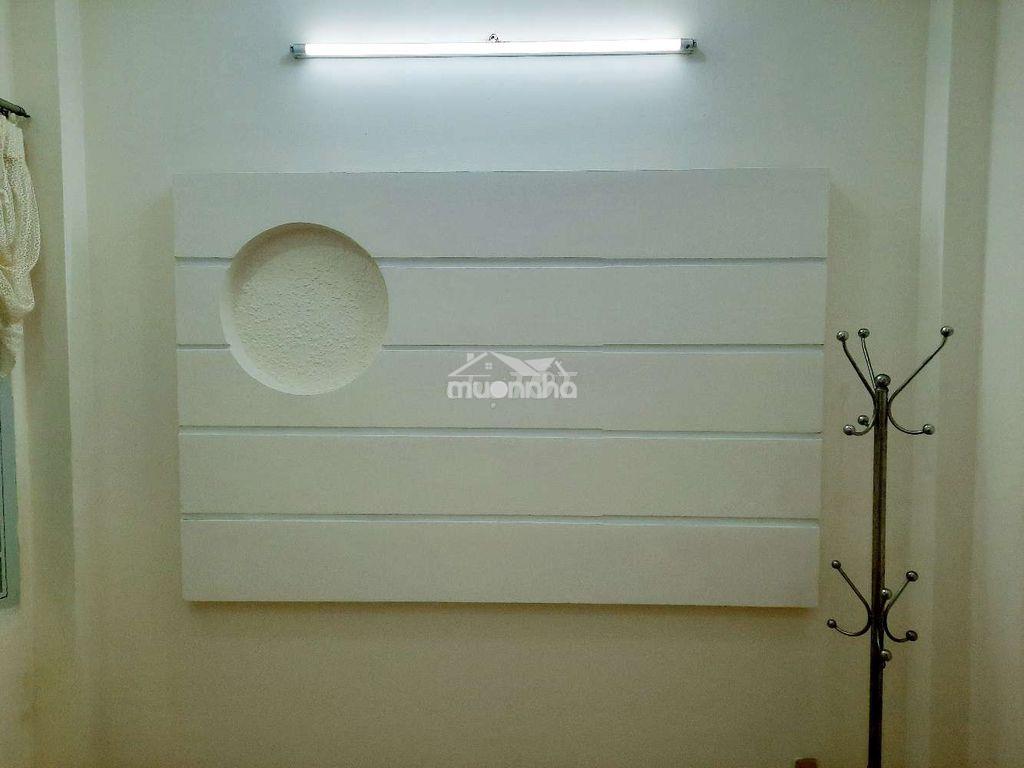 Cho thuê phòng q10.rộng rãi thoải mái.tolet riêng cửa sổ.gác 3tr1 - 3