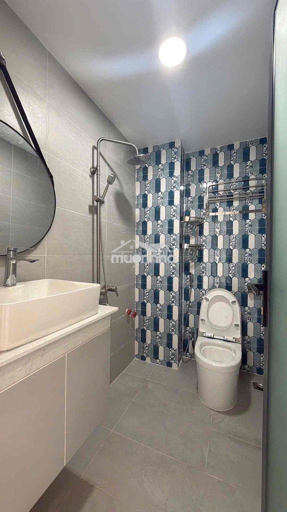 Nhỉnh 6tỷ - gần d2 - 2 tầng 61m2 - cách xe hơi 2 căn - 4
