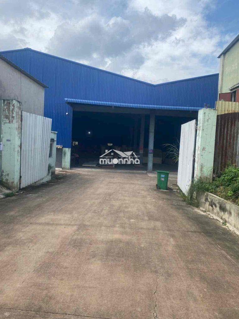 Cho thuê xưởng 2200m giá 120tr tại khánh bình
