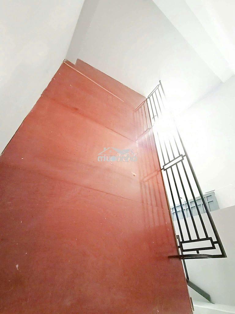 Đuplex 30m2 gác cao đến 2m ngay lê văn sỹ gái sinh viên - 4
