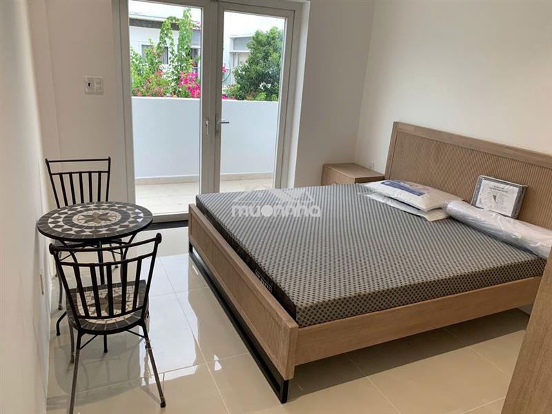 Cho thuê phòng 30m2 giá 4.5 triệu/tháng nội thất mới hồ bơi, gym, 