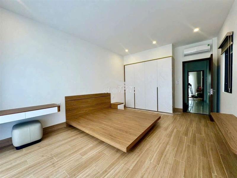 Căn hộ 1 pn ,bếp riêng , gió trời ,full nội thất