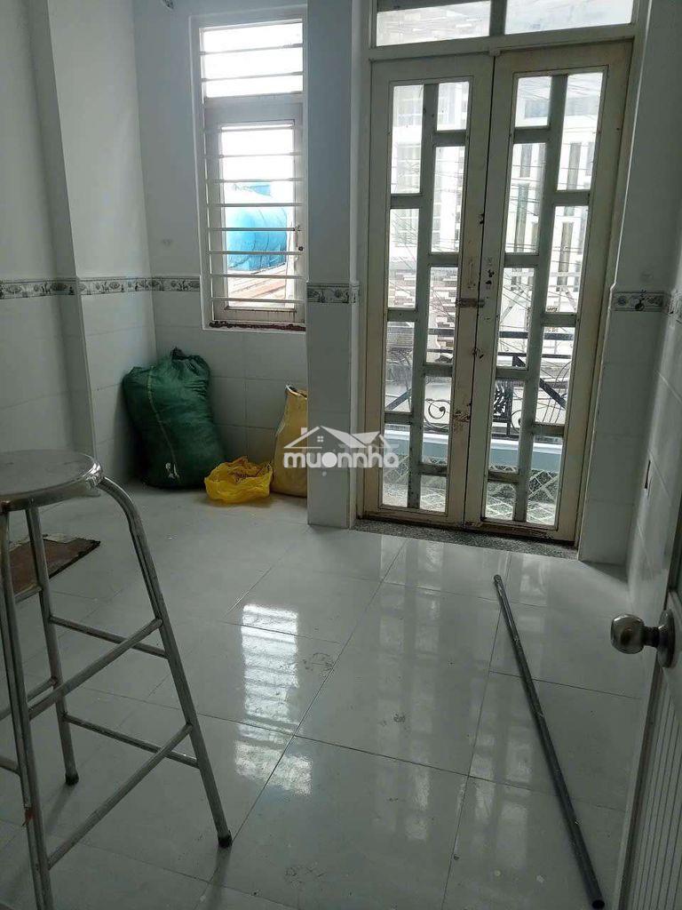 Nhà ở gia đình 3,3x10 2lầu 3pn 3wc sân phơi  - 2