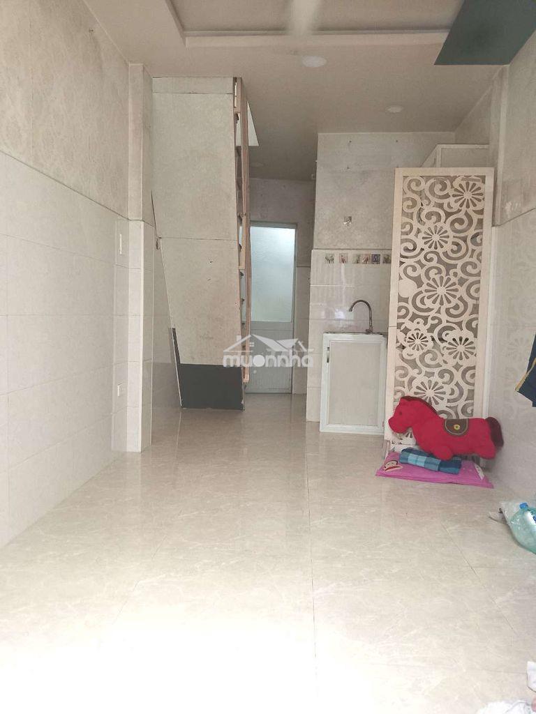 Bán nhà hẽm 3m khu bông sao. diện tích 2,5 × 6. nở hậu 2,9. giá 2ty050 - 3