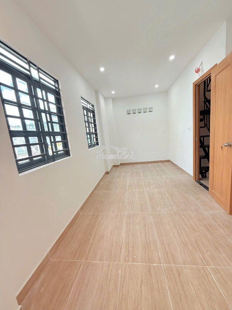 Nhà 3 tầng quận 12 chính chủ - Ảnh 3