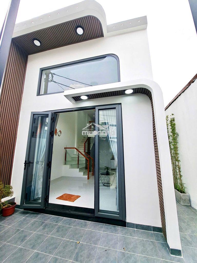 Nhà 2 tầng mới đẹp nguyễn ảnh thủ 5.4x18m xây 4 pn, có sân trước