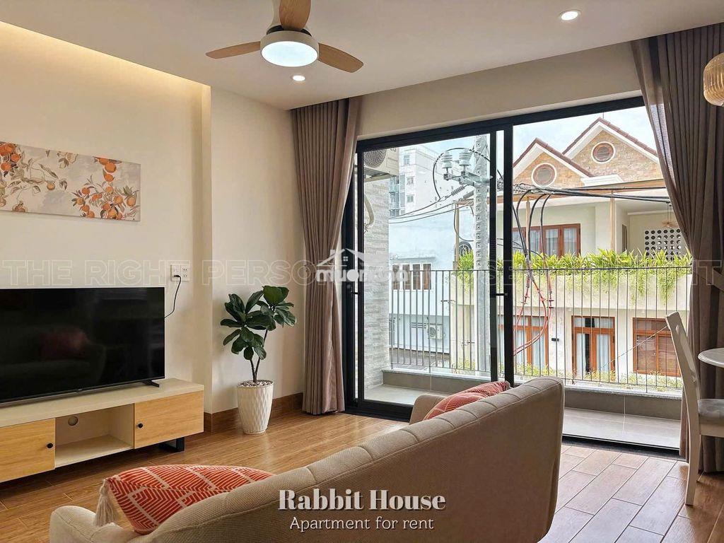 Em chuyên cho thuê căn hộ 1pn/studio ban công khu sân bay, etown - 3