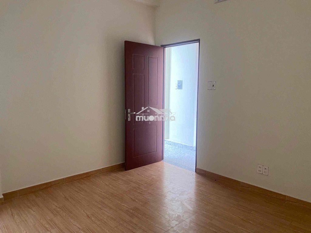 Cho thuê phòng trọ cao cấp full nt , có cửa sổ , có ban công , trệt - 3