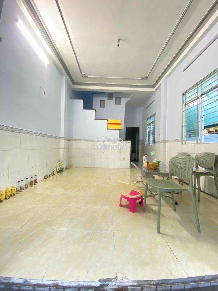 Cho thuê nhà lạc long quân 3 tầng 4 x 10 hẻm nhựa 6m kinh doanh-13 tr