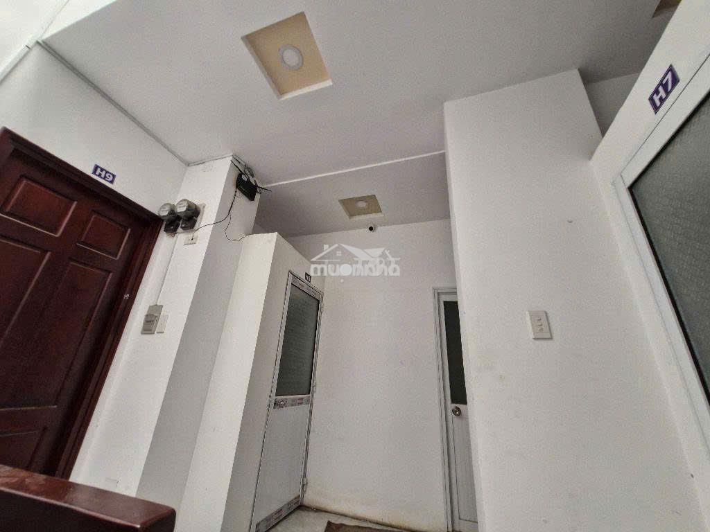 Phòng trọ gần đh fpt_ufm hẻm 21 trường lưu  28m2 chỉ 2.6 triệu - 4