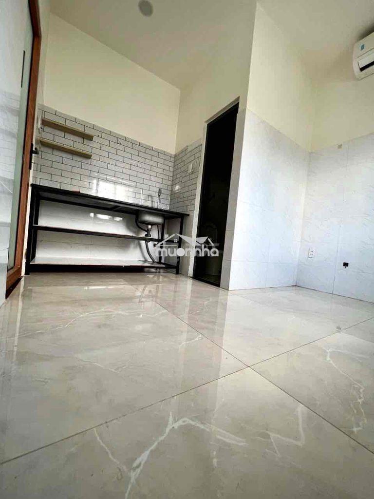 Phòng máy lạnh cửa sổ thoáng mát. gần gigamall - Ảnh 4