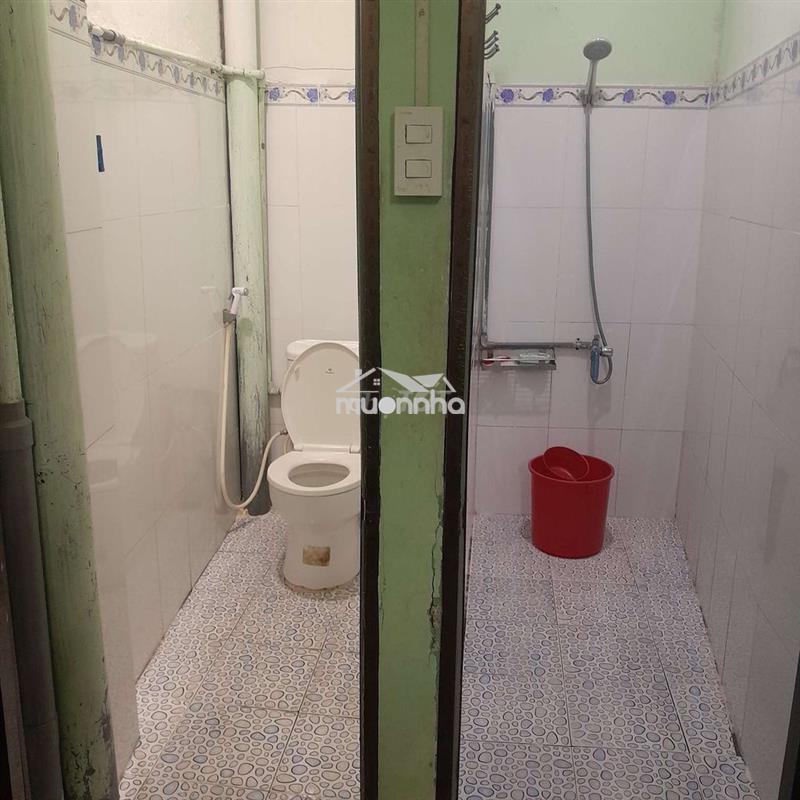 Phòng cho thuê có máy lạnh- có bếp nấu ăn 