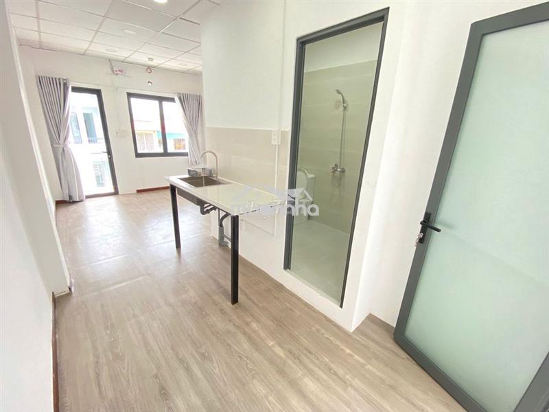 Cho thuê phòng chdv ban công thoáng phạm văn hai tân bình