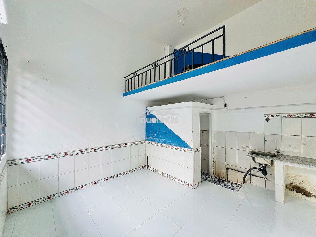 Kiot cho thuê giá rẻ, ở 2 3 người thoải mái gần khu hành chính dĩ an - 2