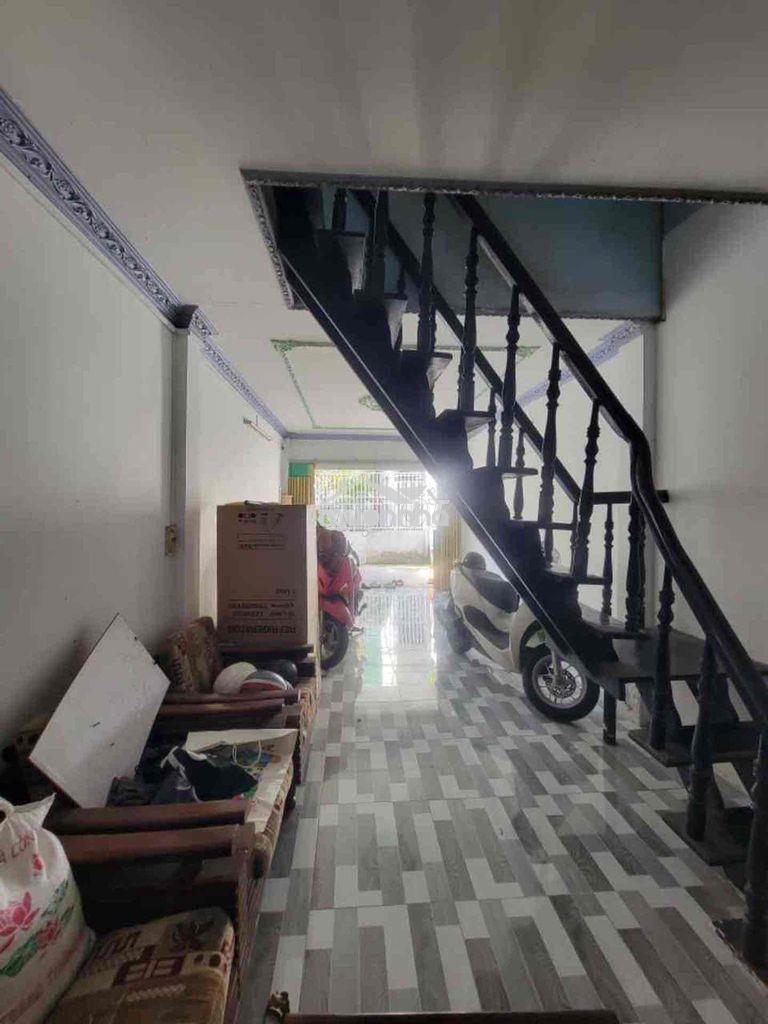 Nhà 2 tầng 80m2 mặt tiền hẻm xe hơi bùi minh trực p6q8 - 2