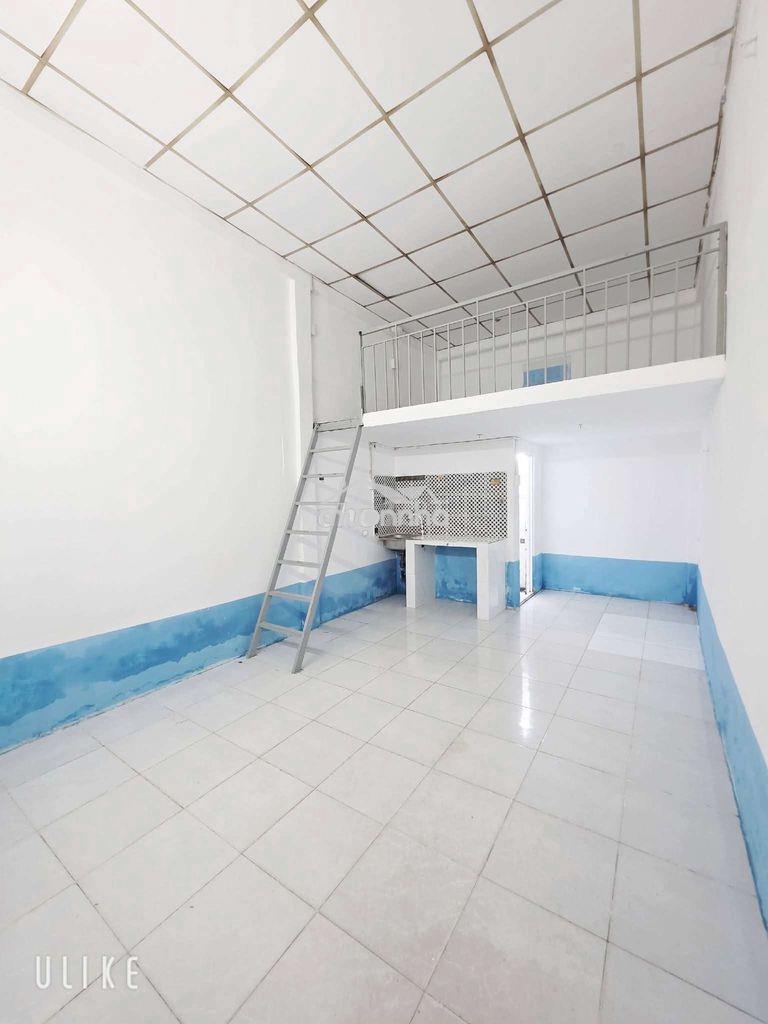 Dảy trọ đẹp rộng gần trường huflit