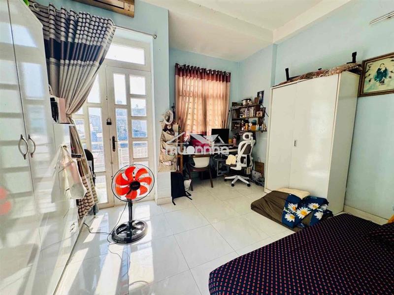 Nhà hẻm quận 8 ,4 tầng đường ta quang bửu  cần bán gấp.