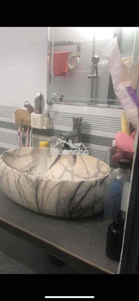 Cho thuê nhà ngay sát ngã 5 trung tâm vĩnh lộc xe hơi đậu có 3p giá rẻ - 2