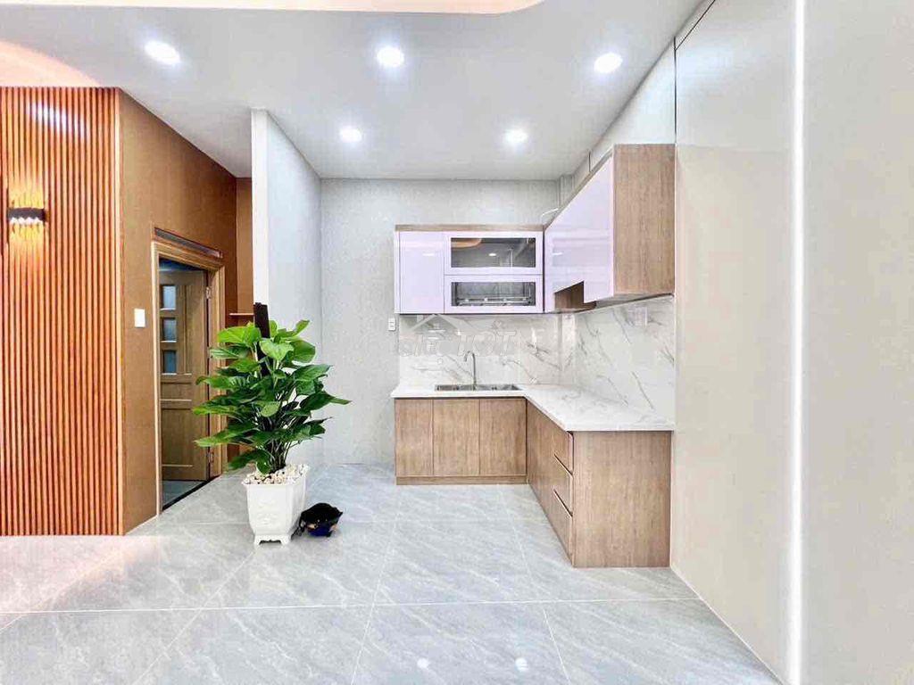 Nhà lầu phía sau lưng cvpm quang trung, q12 giáp bên gò vấp - 4