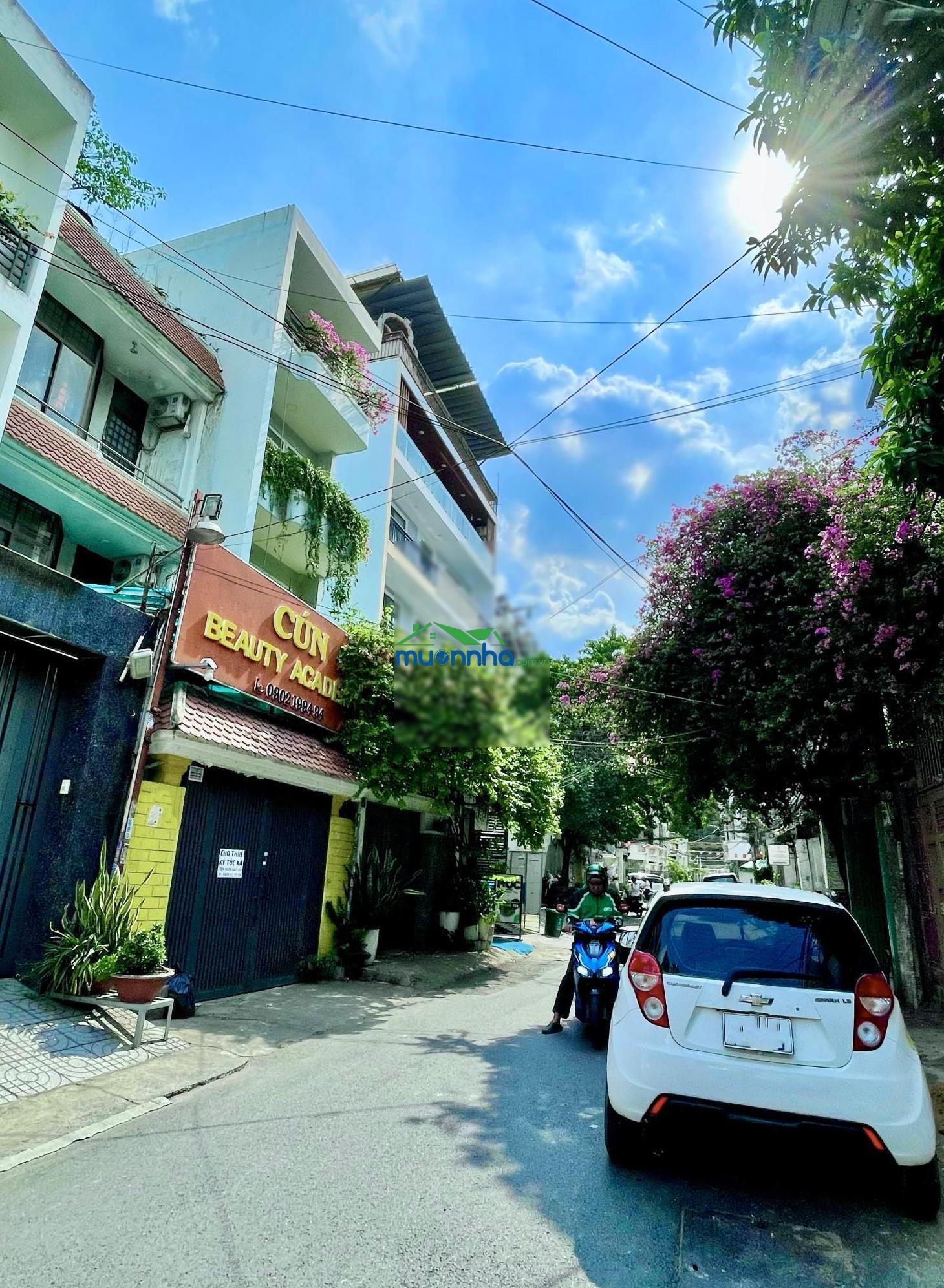 Hẻm 10m - ngay nguyễn gia trí (d2 cũ) p. 25 bình thạnh - 3 tầng 4x22m sổ vuông - 14.9 tỷ còn bớt - 3