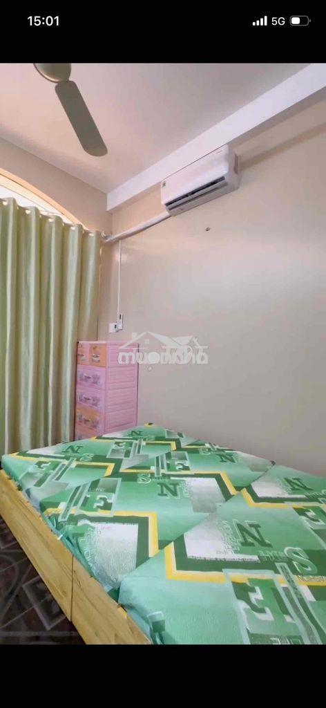 Chính chủ cho thuê phòng hxh 391 trần hưng đạo ful nt wc riêng 4,5tr ạ
