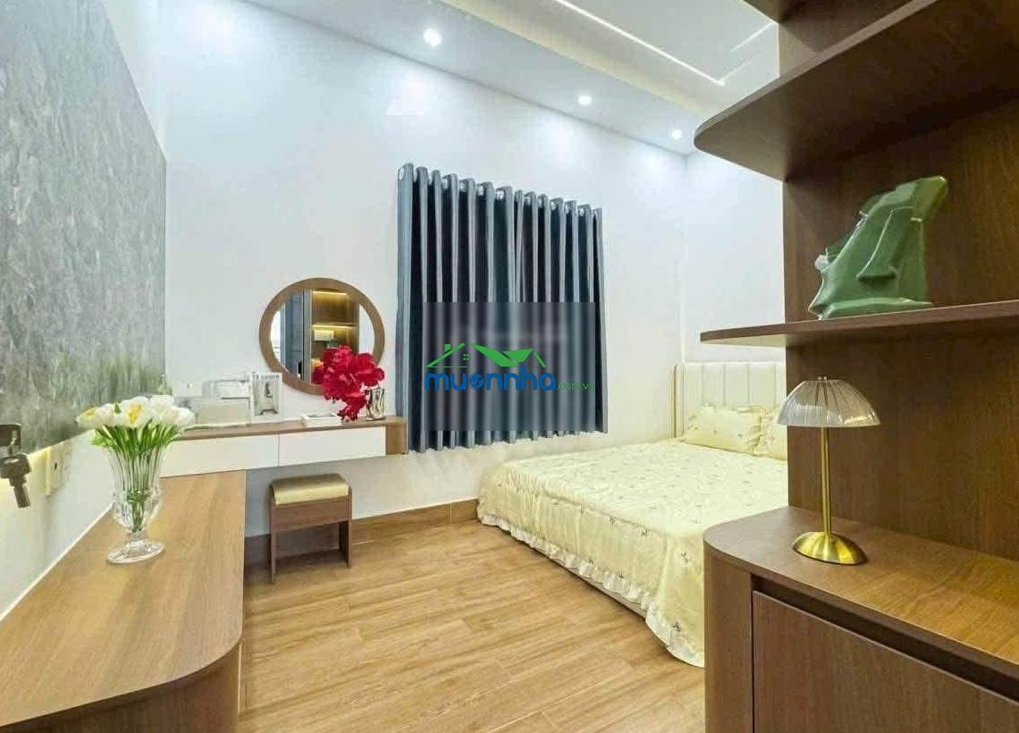 Bán nhà mặt tiền hẻm đào tông nguyên tt nhà bè 3lầu full nội thất dt 52m2 giá 7tỷ550.lh 0788 911 *** - 2