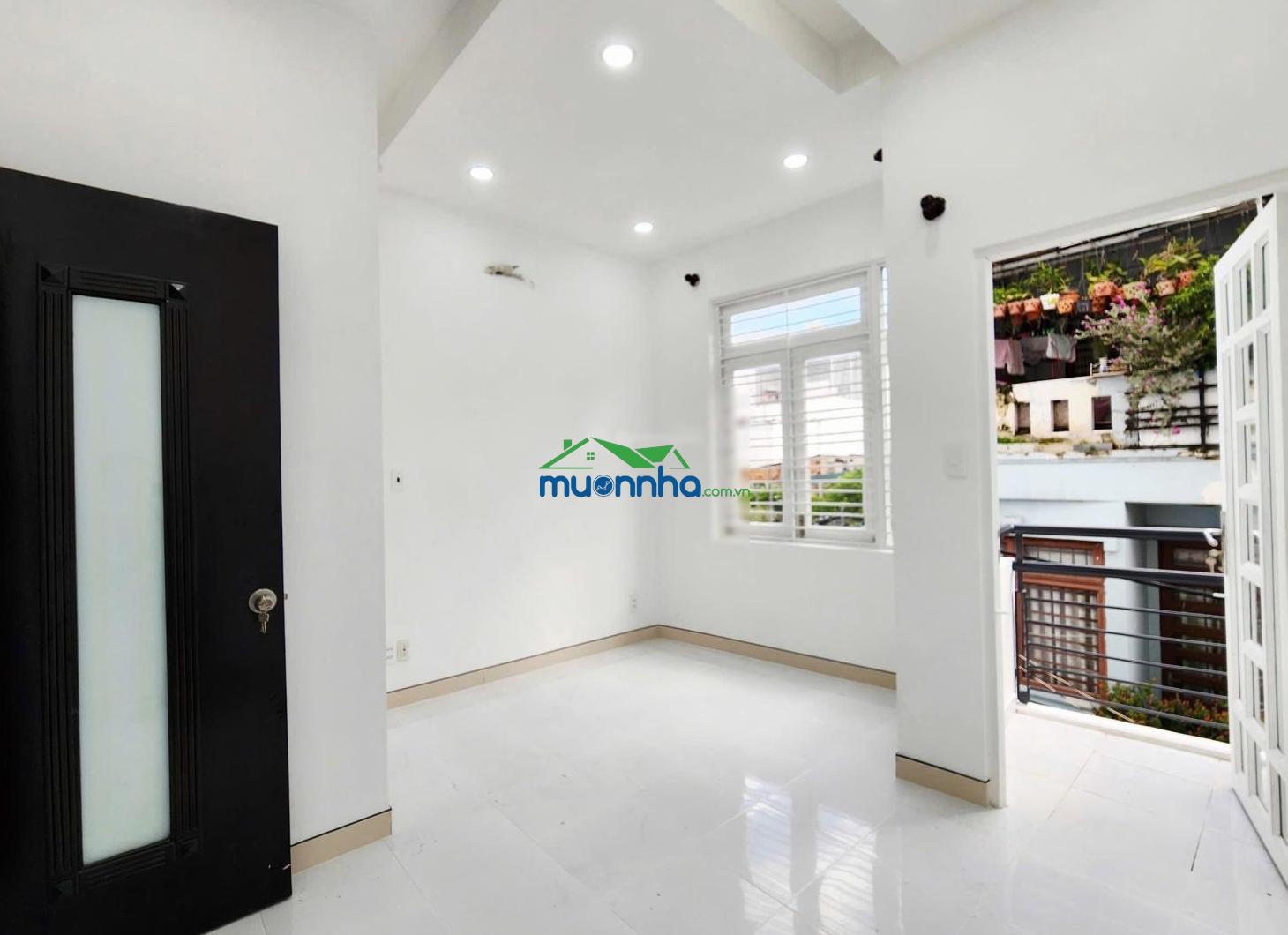 Bán nhà hẻm 5 m đường đỗ nhuận. cách mt 15m. hẻm thông xe hơi đậu cửa dt: 4,3 x 11m - 3