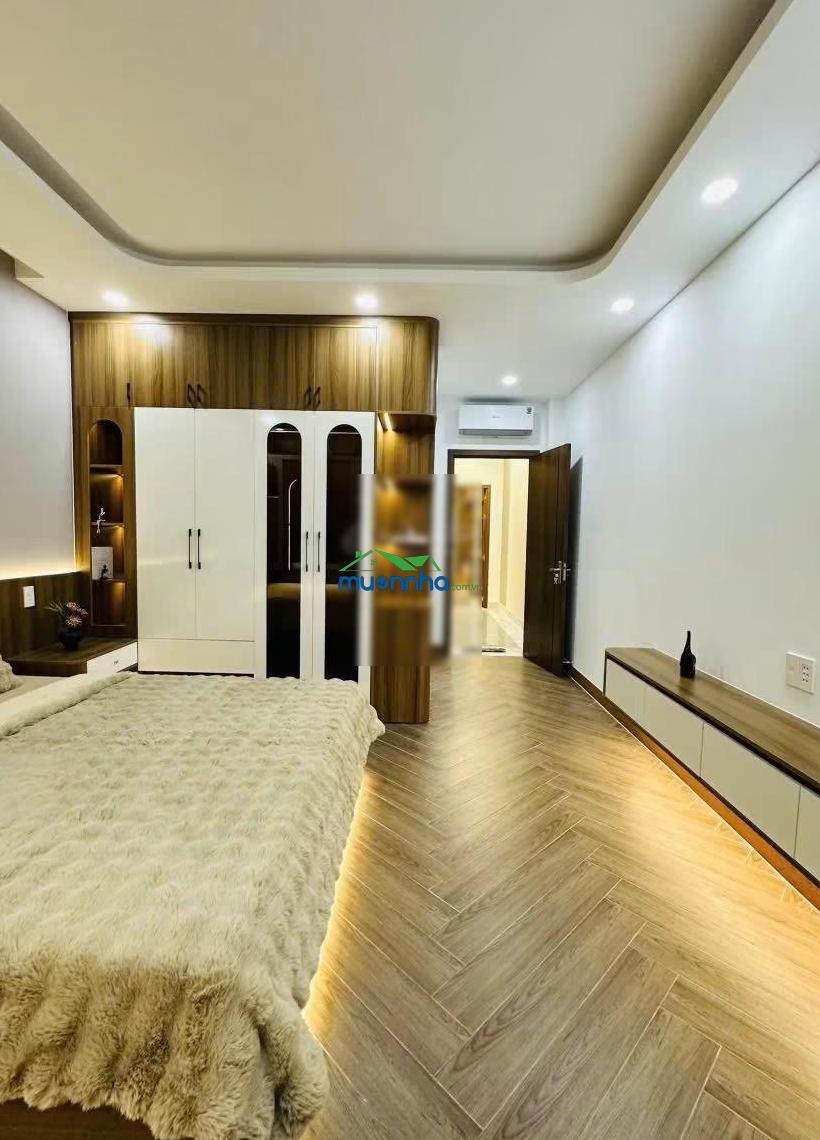 Hiếm - tân bình - nguyễn phúc chu - 5 lầu 4x18m - giá rất đẹp - 2