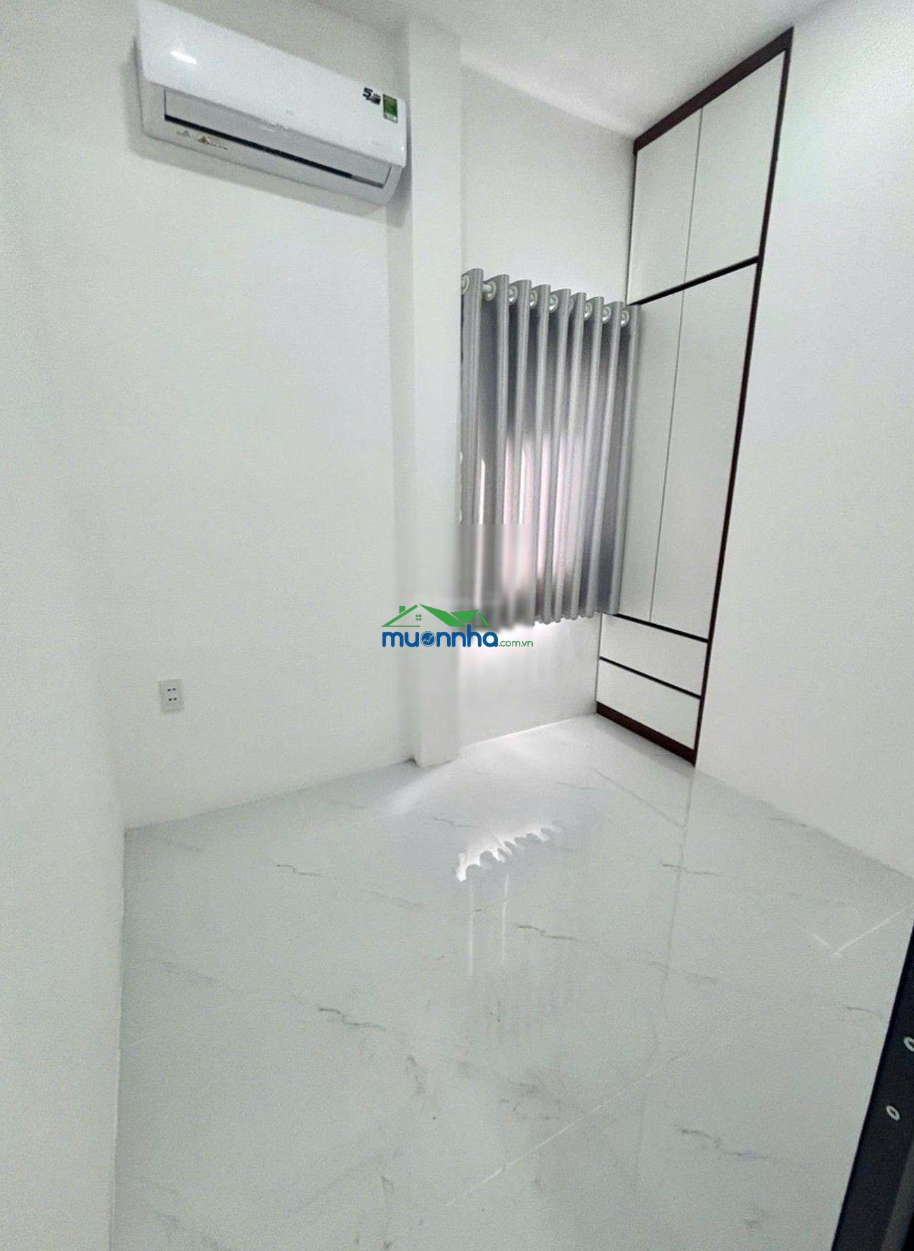 Nhà mới 2 tầng sổ riêng ngay lạc long quân âu cơ - nhỉnh 2 tỷ