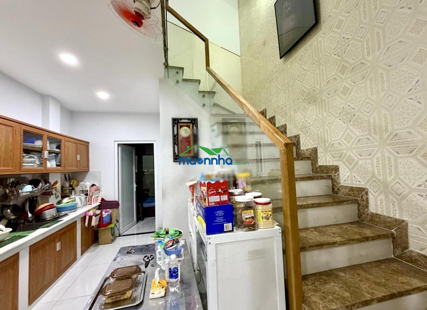 Hẻm 8m gò dầu, 4x20m, 1 trệt 3 lầu sân thượng, giá 9 tỷ 99