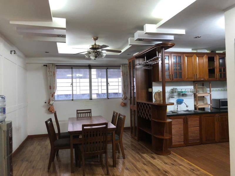 Cần cho thuê căn hộ central garden quận 1, dt : 81 m2, 2pn, giá : 12 tr/th, - 2