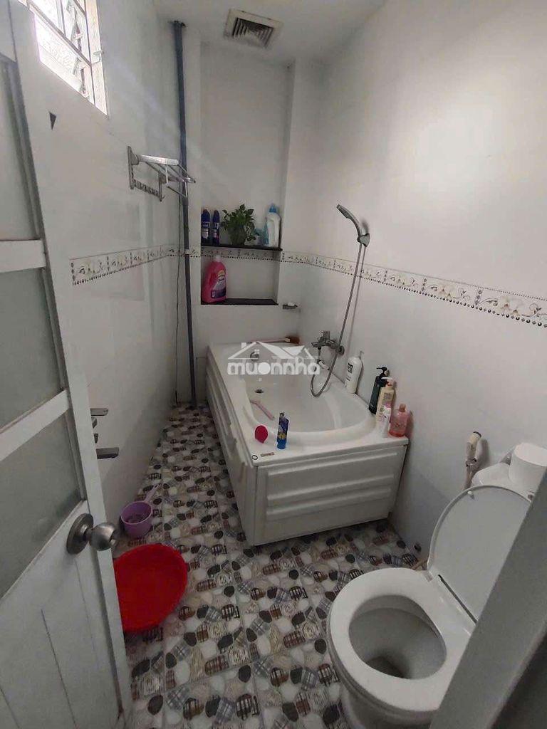 Sân đậu oto, nhà ngang 8m, gần bên chợ đầu mối. nhanh còn kịp ac ơi - 3