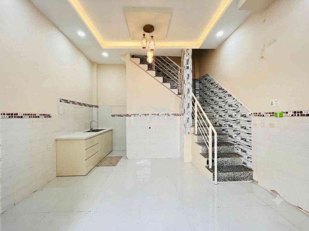 Quận 7 – bùi văn ba - 3 tỷ 450 - nhà 3 tầng- ngang 4,2m - hẻm 2,5m - 3