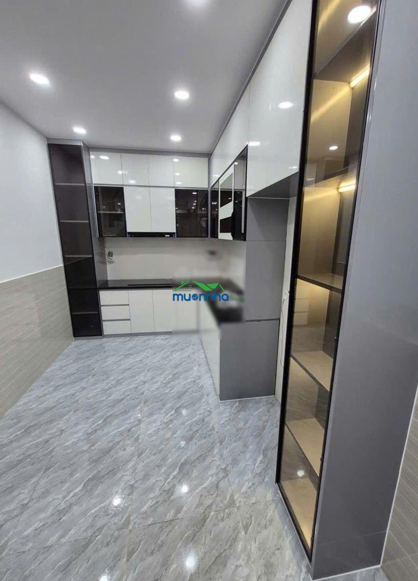 Nhà lạc long quân tân bình - 3 tầng - 3 pn - 40m² - nhỉnh 4 tỷ - 2