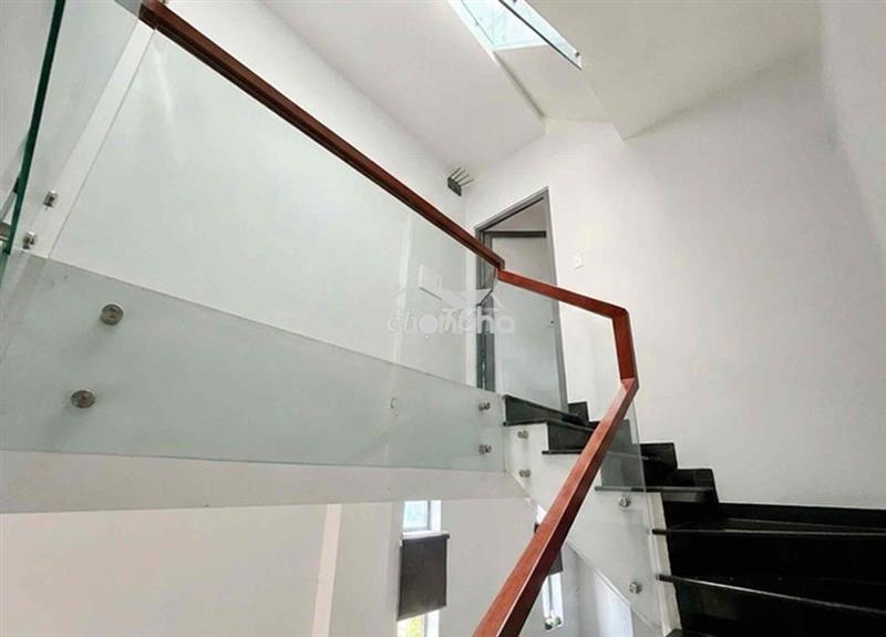 Bán nhà 3 tầng phạm văn đồng, cầu bình triệu, 75m2, hxh, shr, 6.98 tỷ